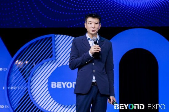 配资炒股最简单三个步骤 DeepSeek为何可以颠覆ChatGPT？蔡文胜：因为梁文锋没那么多钱
